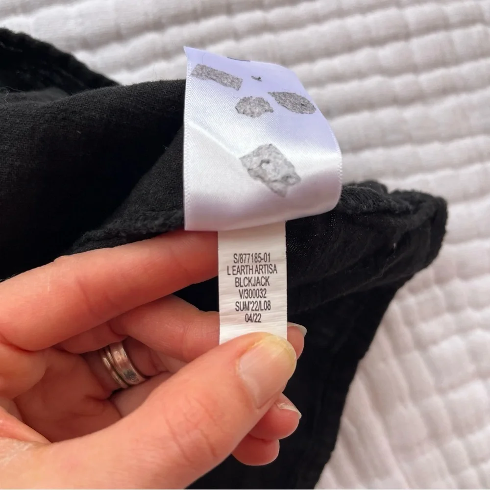 Old Navy solid black